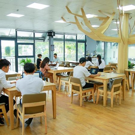 Techgarden Workstay Dorm - Coworking Space Hanoi Buitenkant foto